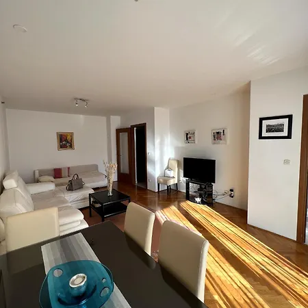 Apartament La Luna
