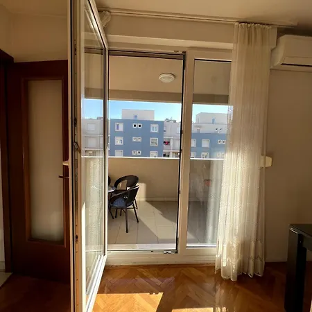 La Luna Apartment *